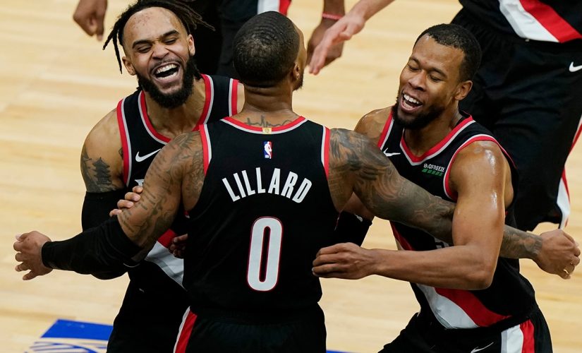 Damian Lillard nails buzzer-beating 3-pointer to give Trail Blazers victory in final seconds