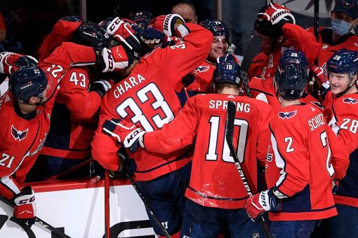 Capitals score 5 in 2nd to erase deficit and beat Islanders