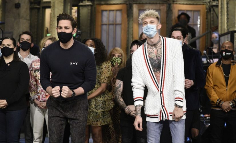 Machine Gun Kelly falls off ‘Saturday Night Live’ stage during end credits