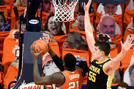 Dosunmu, Frazier lead No. 19 Illinois over No. 7 Iowa 80-75