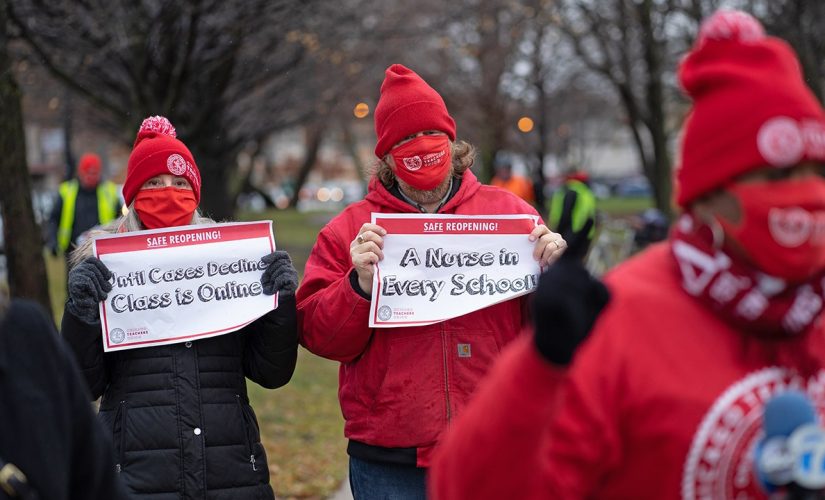 Chicago father of six slams teachers union for ‘angering’ school closures: ‘It’s all politics’