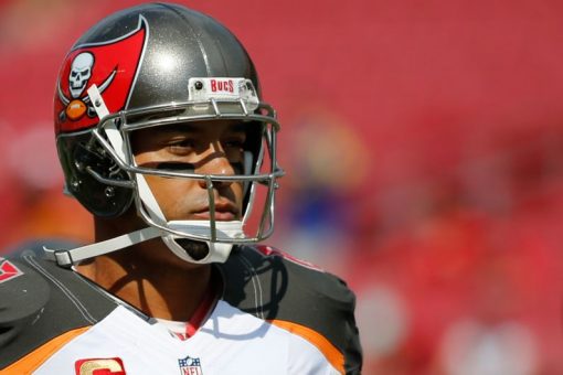 Former NFL player Vincent Jackson, whose parents served in the Army, found dead at Florida hotel: report