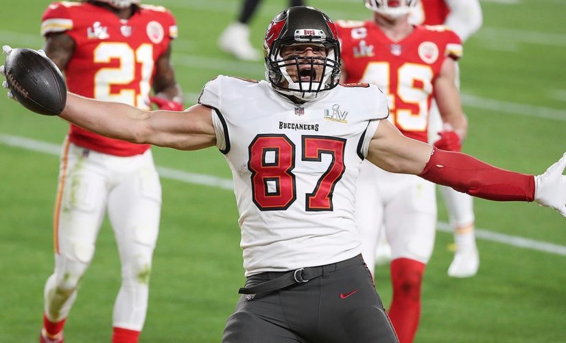 Rob Gronkowski says Chiefs should’ve signed Super Bowl intruder: ‘He actually scored’