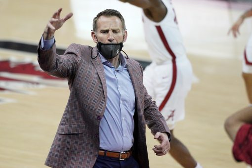 Petty, No. 11 Alabama hold off South Carolina 81-78