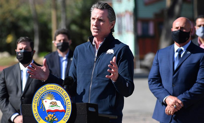 Newsom posts TikTok inside restaurant with celebrity in county where indoor dining is banned