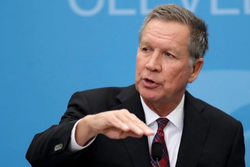 CNN avoids asking John Kasich about sexual harassment claims against ex-aide John Weaver
