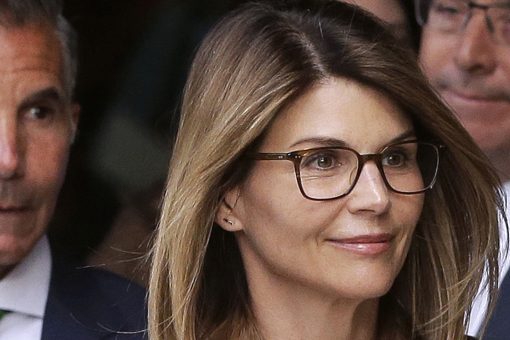 Lori Loughlin requests return of passport following completion of prison sentence