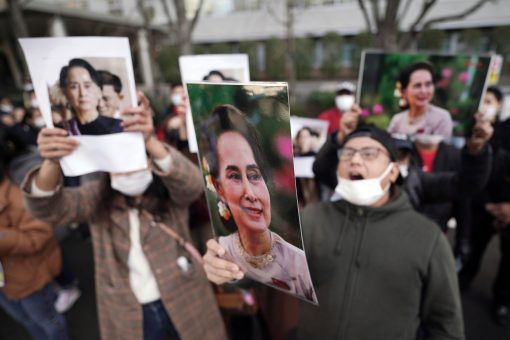 Burma formally charges ousted leader Suu Kyi