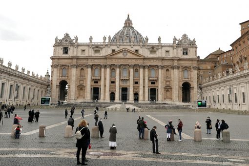 Anti-vax at the Vatican? You might lose your job