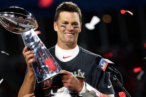 Bucs’ Tom Brady will have minor surgical procedure on his knee: report