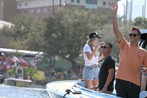 ‘Drunk Tom Brady’ trends as NFL legend is seen partying during Bucs’ Super Bowl parade
