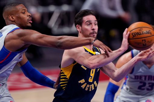 Pacers snap 4-game skid with 111-95 win over Pistons