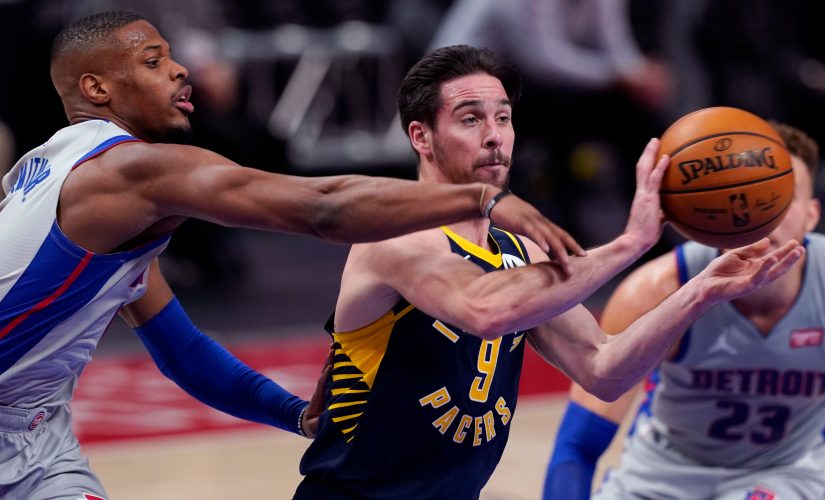 Pacers snap 4-game skid with 111-95 win over Pistons