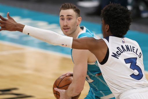 Hayward finding success in more prominent role with Hornets
