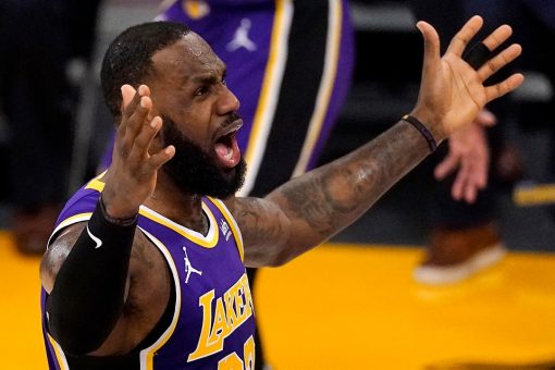 LeBron warned for flopping; NBA also warns teammate Kuzma