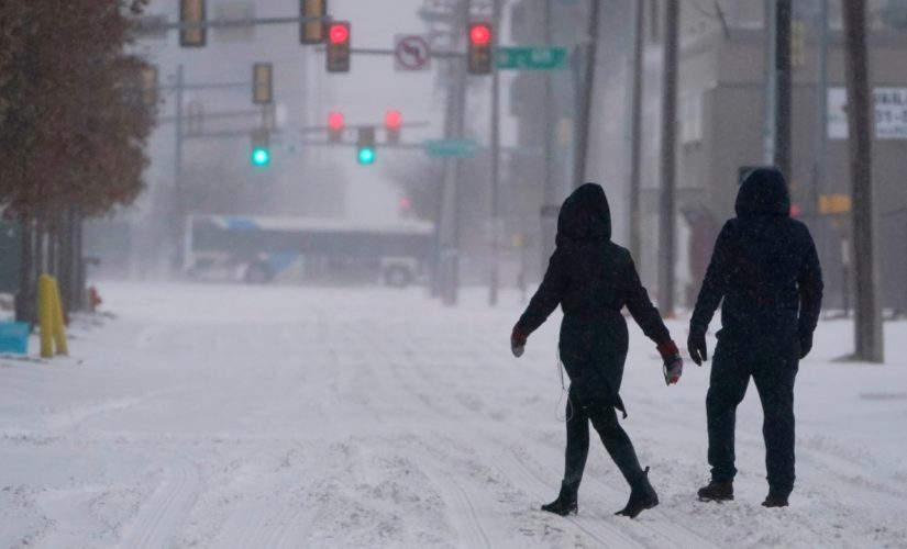 Texas facing water crisis, temperatures to climb after storms, deadly deep freeze