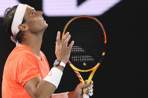 Tsitsipas edges Nadal in Australian Open quarterfinal