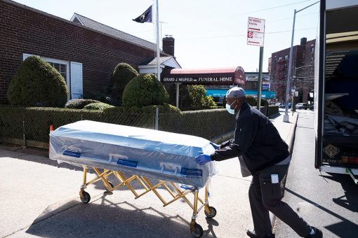 US life expectancy drops a year in pandemic, most since WWII