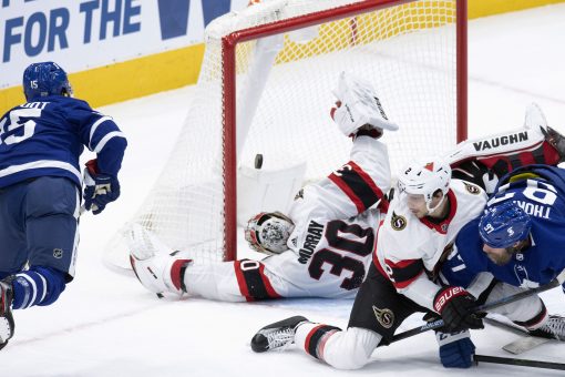 NHL-leading Maple Leafs beat last-place Senators 2-1