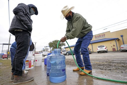 Some powered restored to Texas homes, businesses though many still without safe drinking water