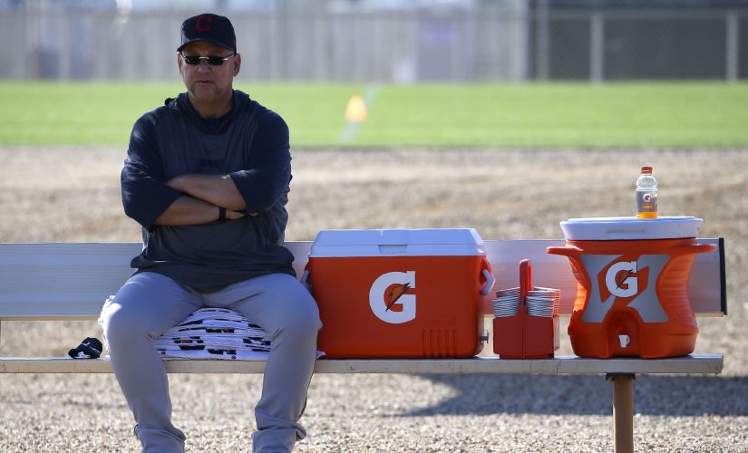 Indians manager Francona had surgery for toe staph infection