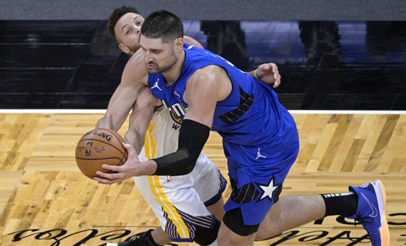 Vucevic has triple-double, Magic rally to beat Warriors