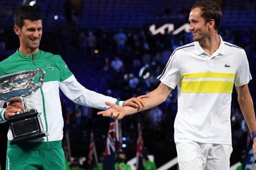 Australian Open fans slammed for booing mention of coronavirus vaccine rollout