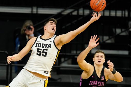 Garza breaks Iowa scoring mark, No. 11 Hawkeyes beat Penn St