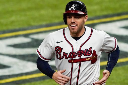 NL MVP Freeman delayed to Braves camp by birth of twin boys