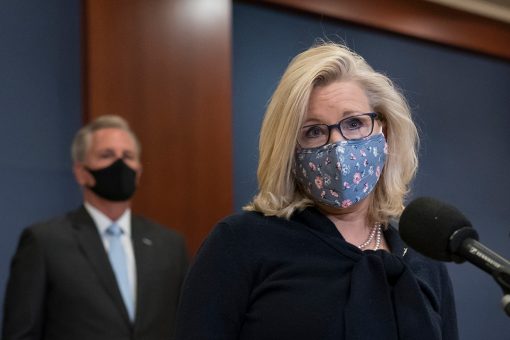 McCarthy, Cheney have uncomfortable exchange with reporters over Trump speaking at CPAC