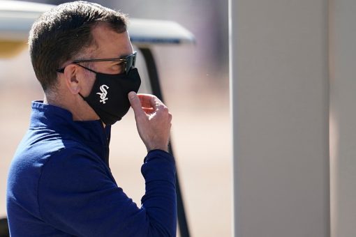 Jose Abreu tests positive for virus; Miller says he had it