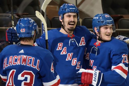 Strome, Kreider lead Rangers to 6-2 win over Bruins