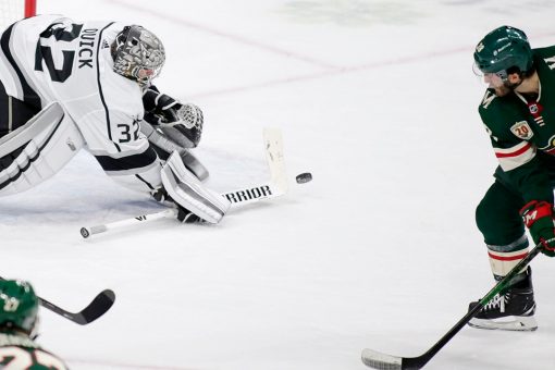 Wild use early goals to beat Kings 3-1 for 5th straight win