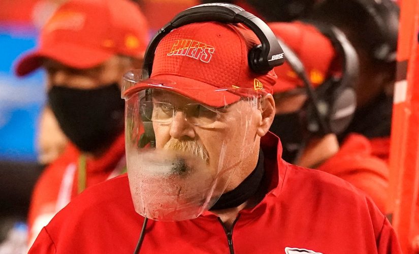 Andy Reid’s face shield, hat get the call to the Pro Football Hall of Fame