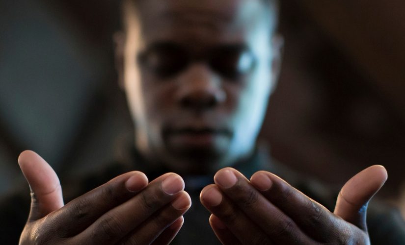 Survey: Black Americans attend church and pray more often