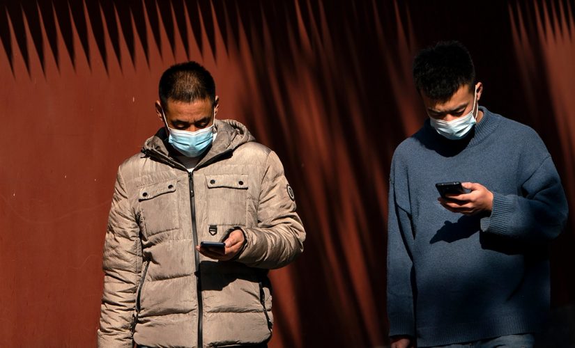 China expands rule requiring government permit for bloggers