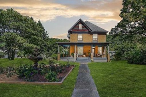 Buyer of ‘Silence of the Lambs’ house is turning Buffalo Bill’s home into ’boutique accommodation’