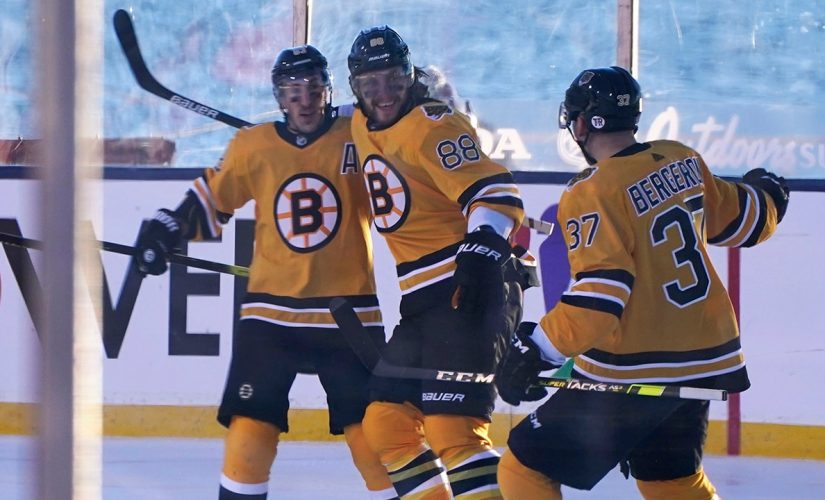 Pastrnak’s 3 goals lead Bruins past Flyers 7-3 at Lake Tahoe