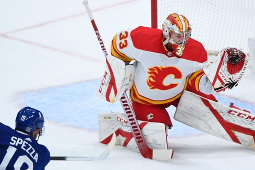 David Rittich, Flames blank NHL-leading Maple Leafs 3-0