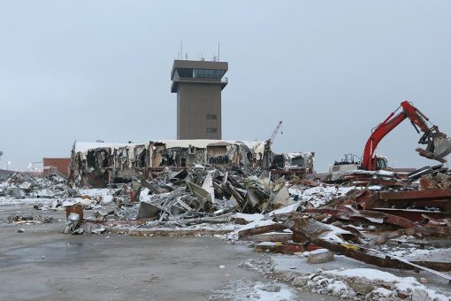 Salt Lake City Airport demolishes 84-foot Delta tower, shares video online