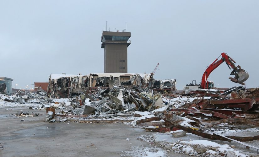 Salt Lake City Airport demolishes 84-foot Delta tower, shares video online