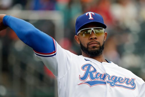 Elvis leaving Texas: Rangers deal Andrus to A’s for DH Davis