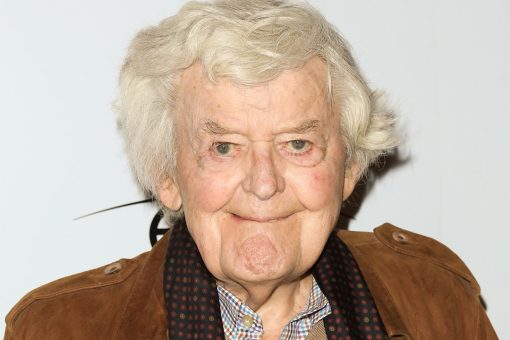 Hal Holbrook, acclaimed actor best known for his portrayal of Mark Twain, dead at 95