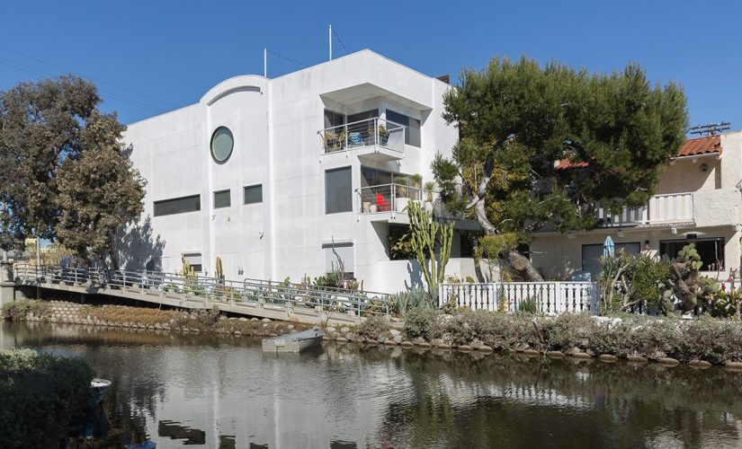 Hunter Biden, family move into $5.4M Venice, Calif. home: report