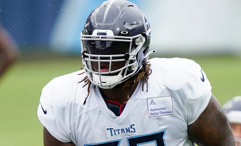 Isaiah Wilson tweets he’s ‘done with football as a Titan,’ later deletes it