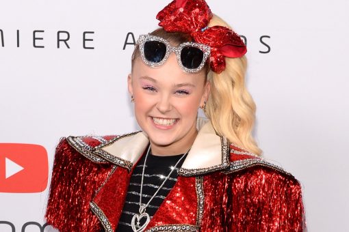 JoJo Siwa introduces girlfriend Kylie, says she’s ‘the happiest I’ve ever been’ after coming out