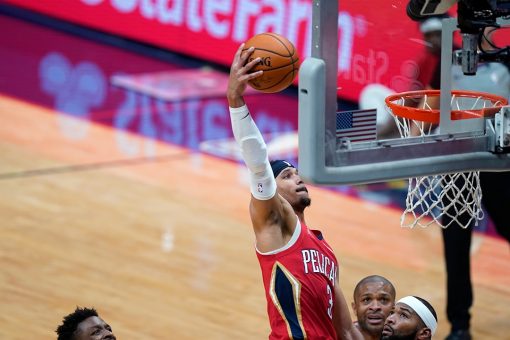 Hart gives Pelicans a boost in 130-101 win over Rockets