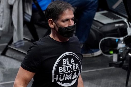 Mavericks players support Mark Cuban amid anthem frenzy: ‘He’s someone you’ll run through a wall for’