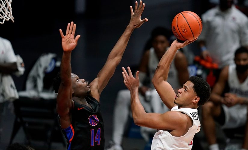 Mitchell leads No. 22 SDSU past Boise State 78-66 in OT