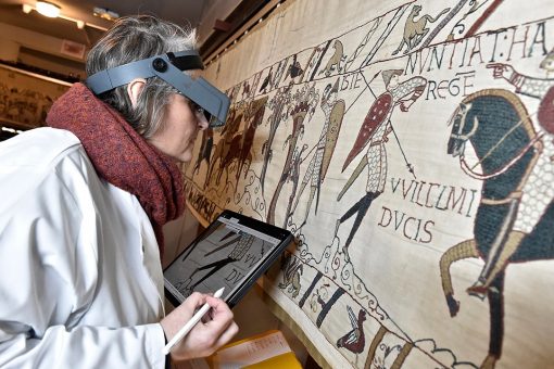Famed medieval Bayeux Tapestry goes online, every thread